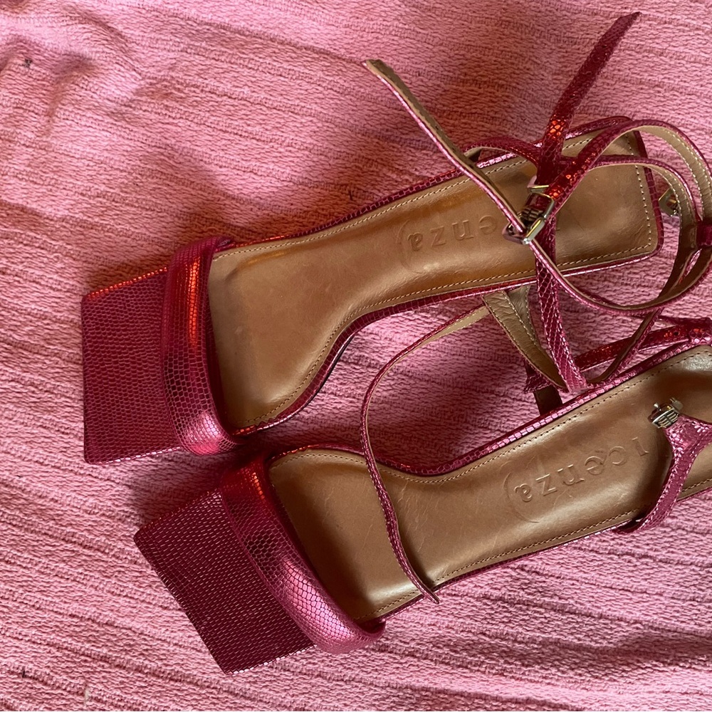 Ipanema Pink Strappy Women's Sandals